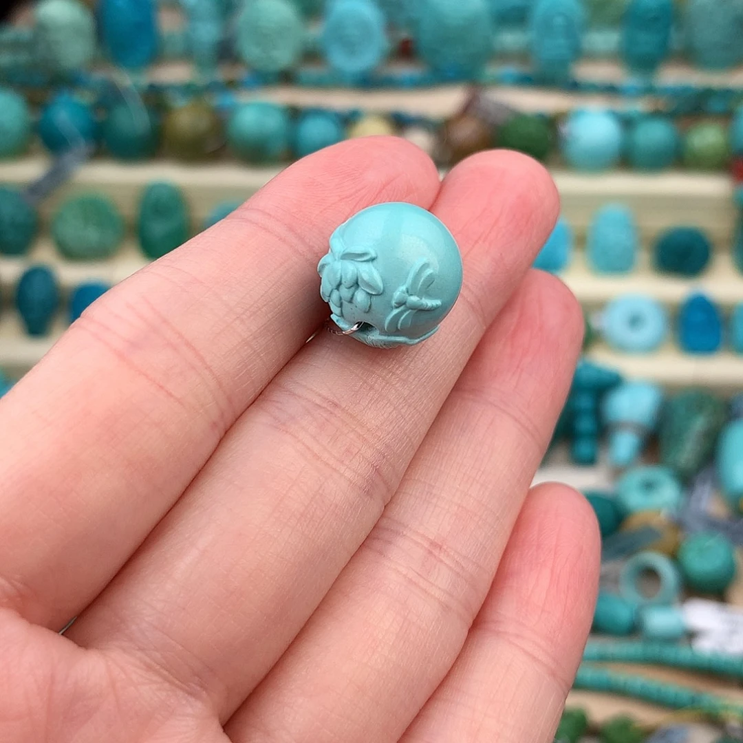 绿松石未镶嵌珠宝奇石