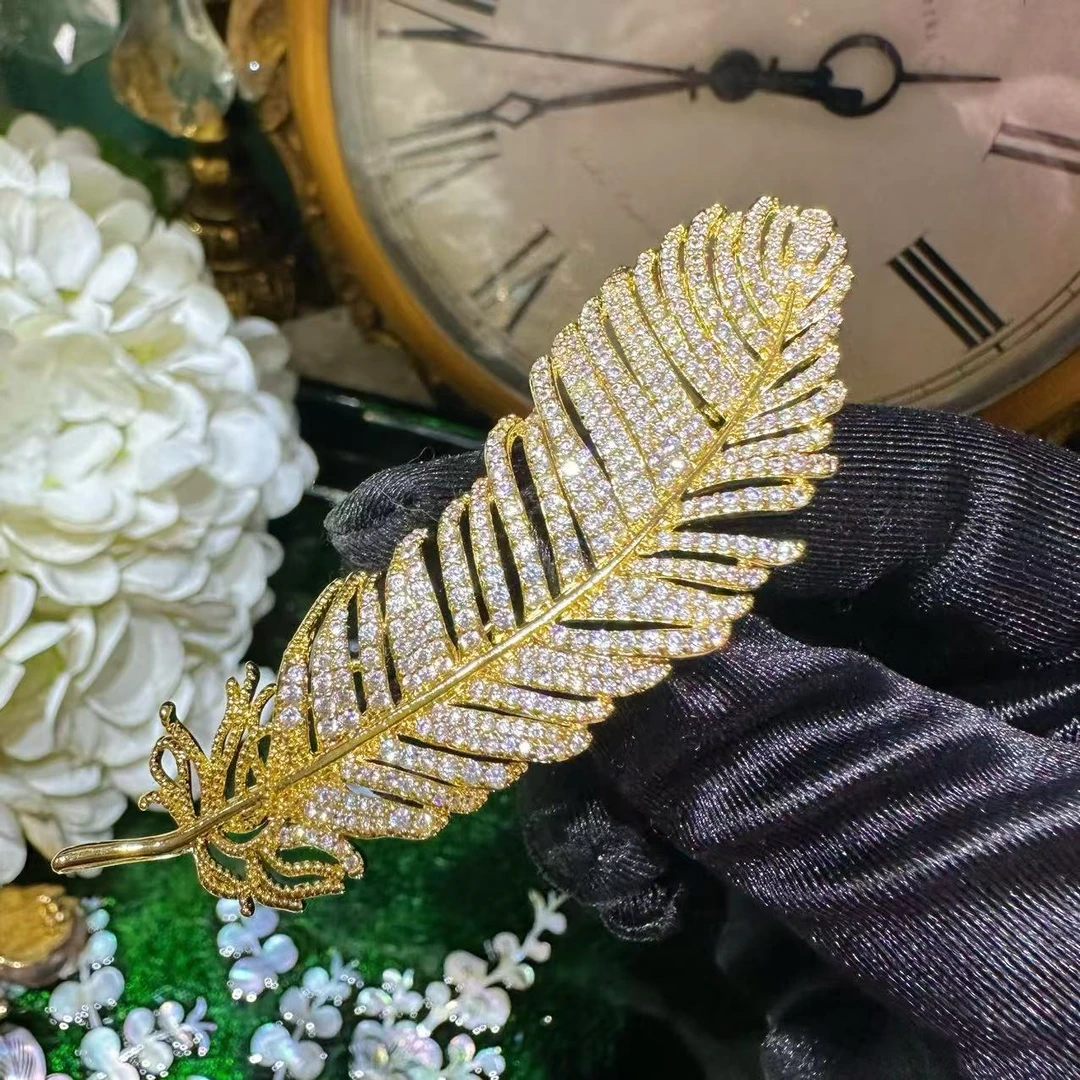 铜合金胸针 轻奢时尚百搭金色羽毛重工满钻镶钻素款胸针