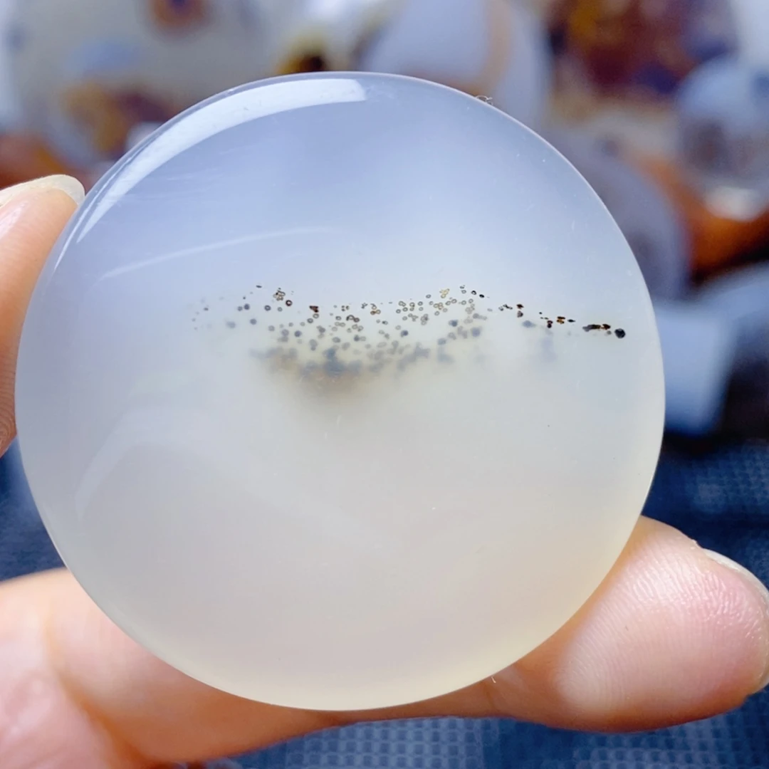 玛瑙/玉髓未镶嵌珠宝奇石