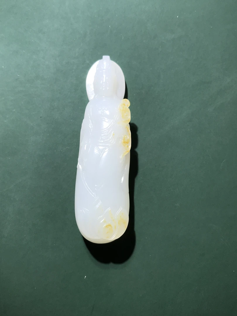 新疆和田玉立体观音