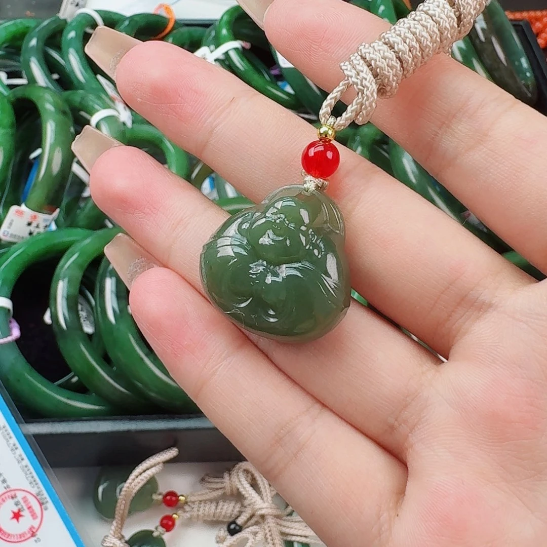 和田玉（碧玉）佛公吊坠未镶嵌