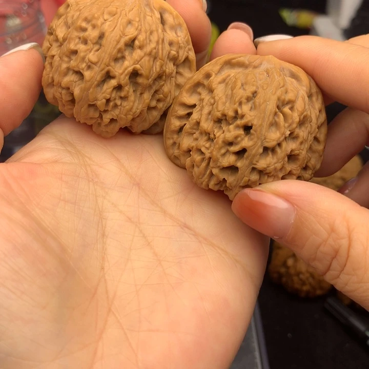 文玩核桃吊坠南疆事