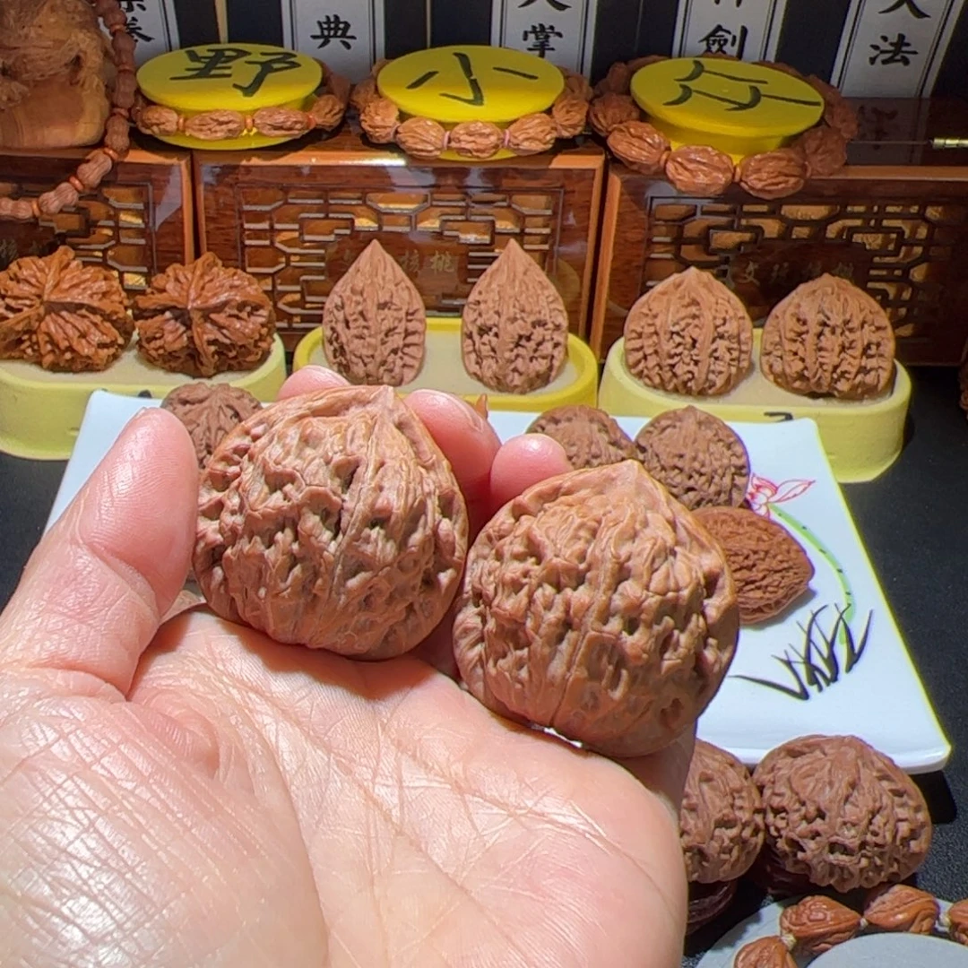 一***果把件文玩核桃桃花扇