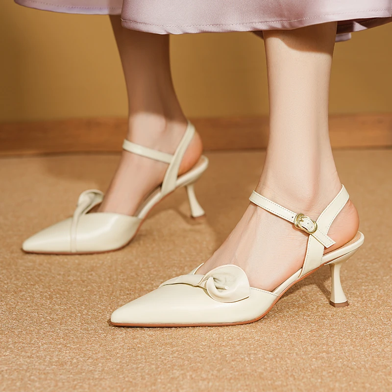 7.5cm法式米白色包头凉鞋细跟夏百搭尖头四季鞋中空一字带高跟鞋