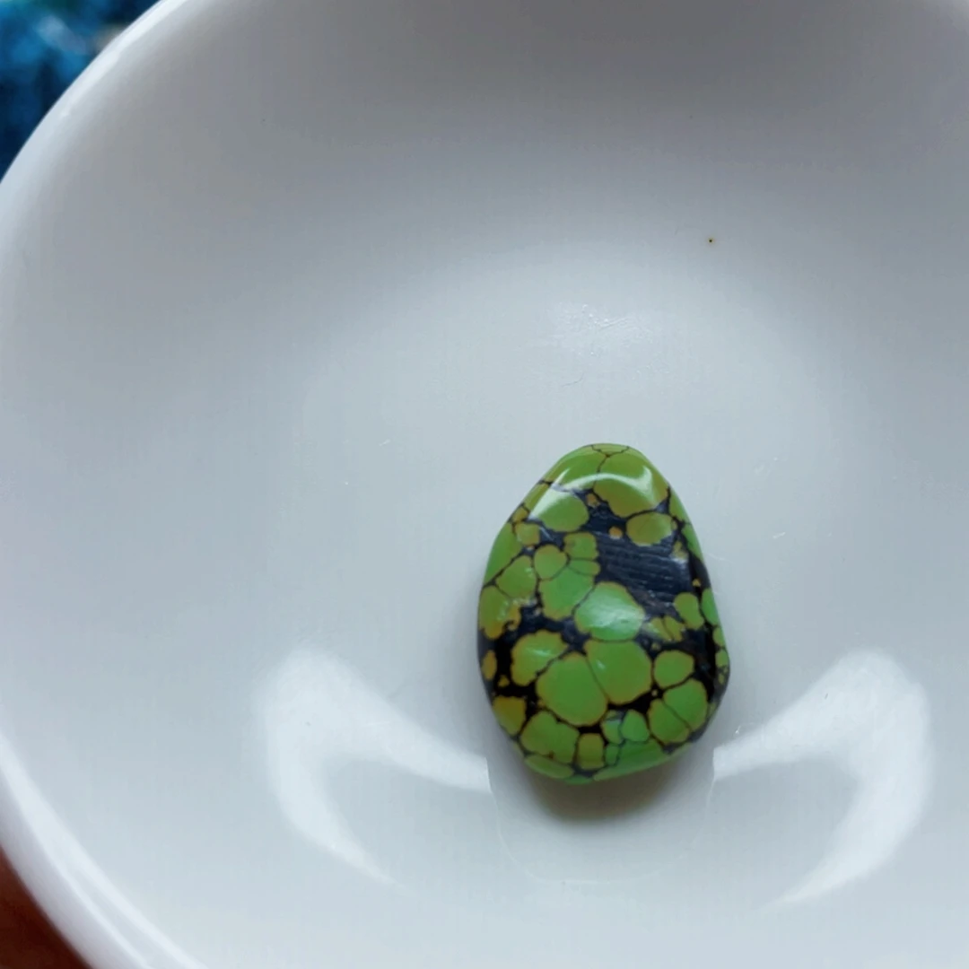 未镶嵌绿松石颈饰