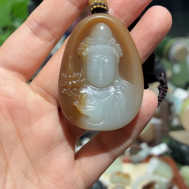 和田玉（糖玉）未镶嵌颈饰