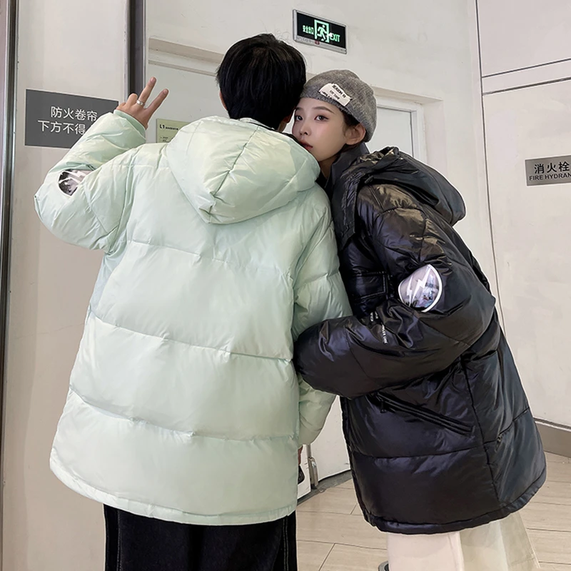 冬季羽绒服情侣外套羽绒服男加宽松时尚