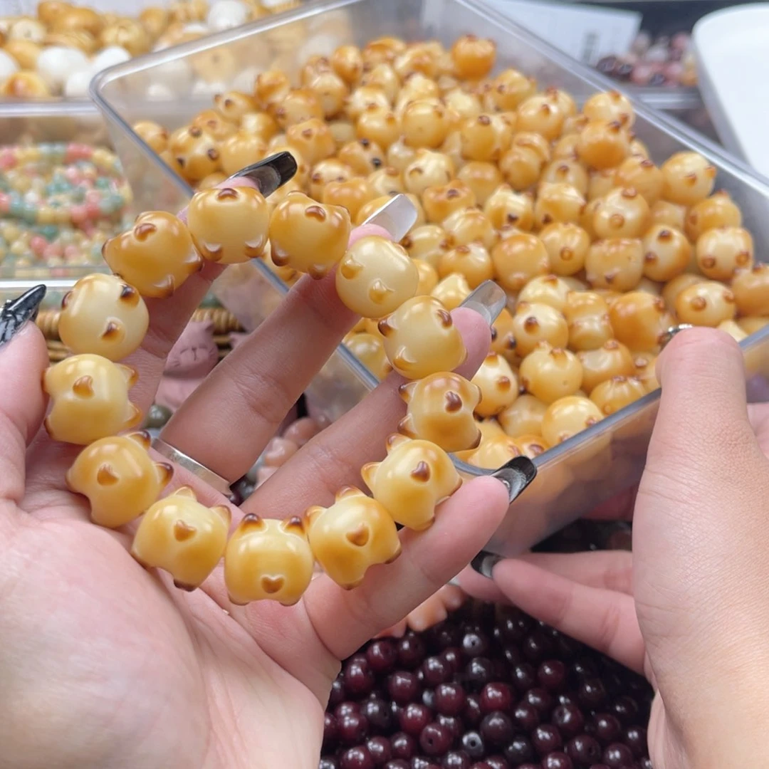 白玉菩提吊坠f17.5mm15颗。柯基屁屁 微瑕