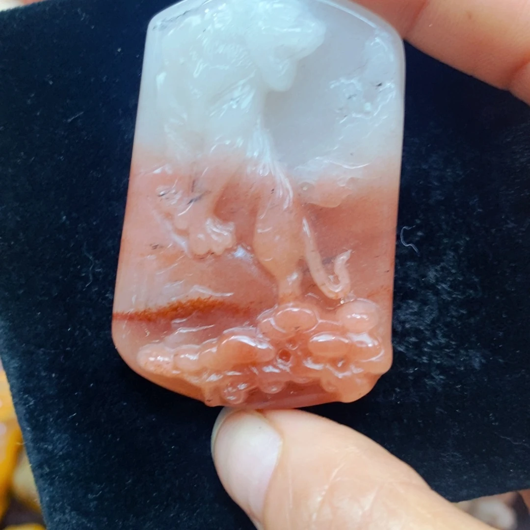 未镶嵌石英质玉（黄龙玉）吊坠(不含链)