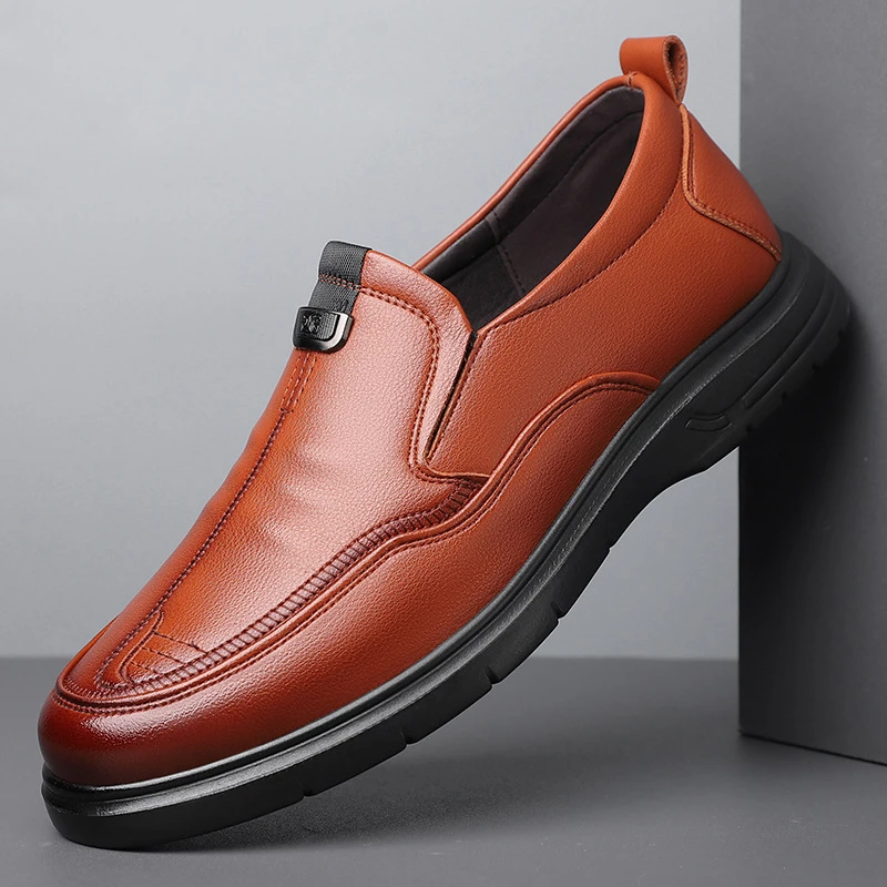 2025秋季新款男士一脚蹬商务休闲皮鞋软底透气中老年人爸爸开车鞋
