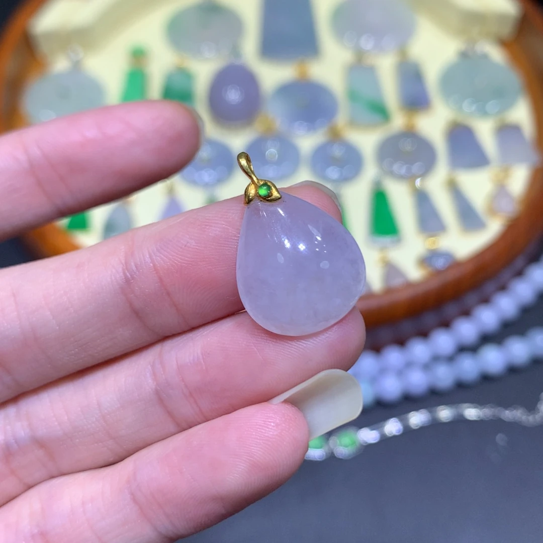 翡翠吊坠(不含链)18K金镶嵌