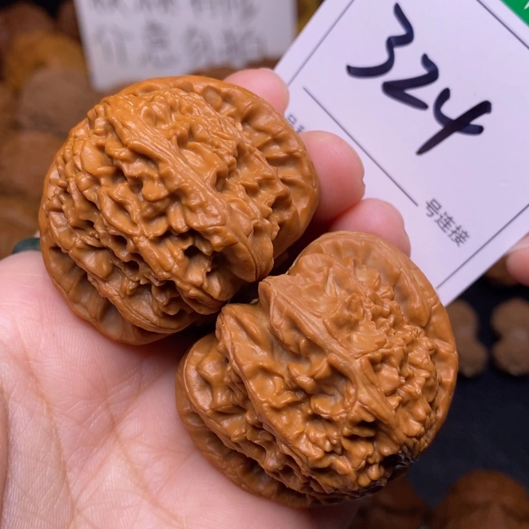 把件文玩核桃324白狮子4.4