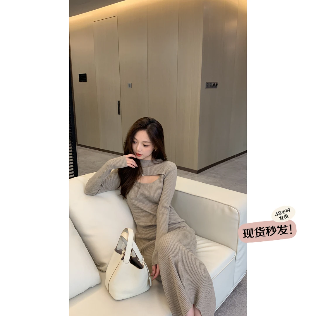 万万【清清】织影暖雅气质修身显瘦镂空针织连衣裙中长款221L1412