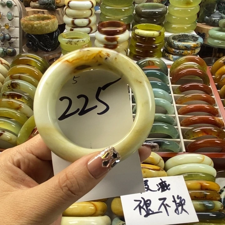 蛇纹石玉未镶嵌手镯56