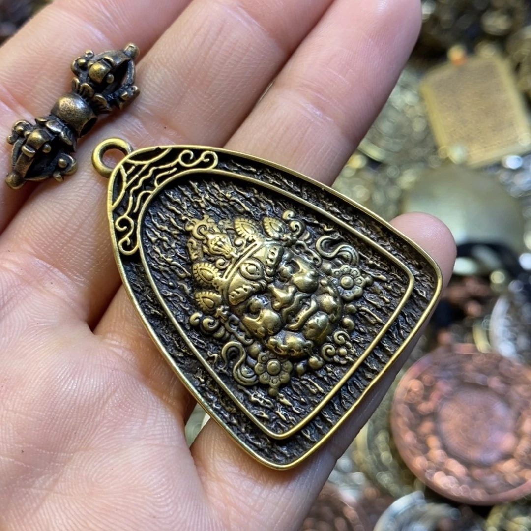 藏式黄财神牌子搭配