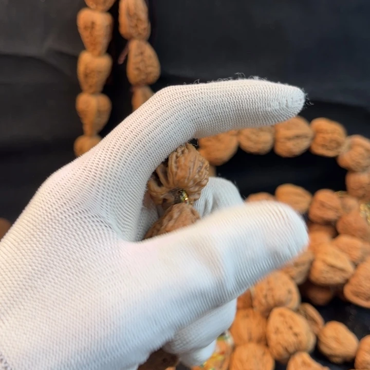 嘤***z文玩核桃把件南疆石手把件