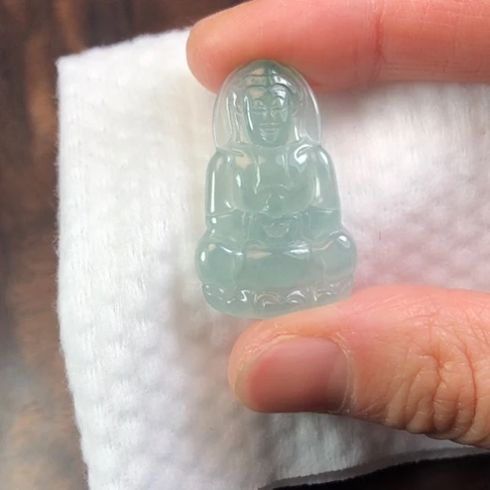 翡翠未镶嵌颈饰缅甸A货，每天下午1点半开播