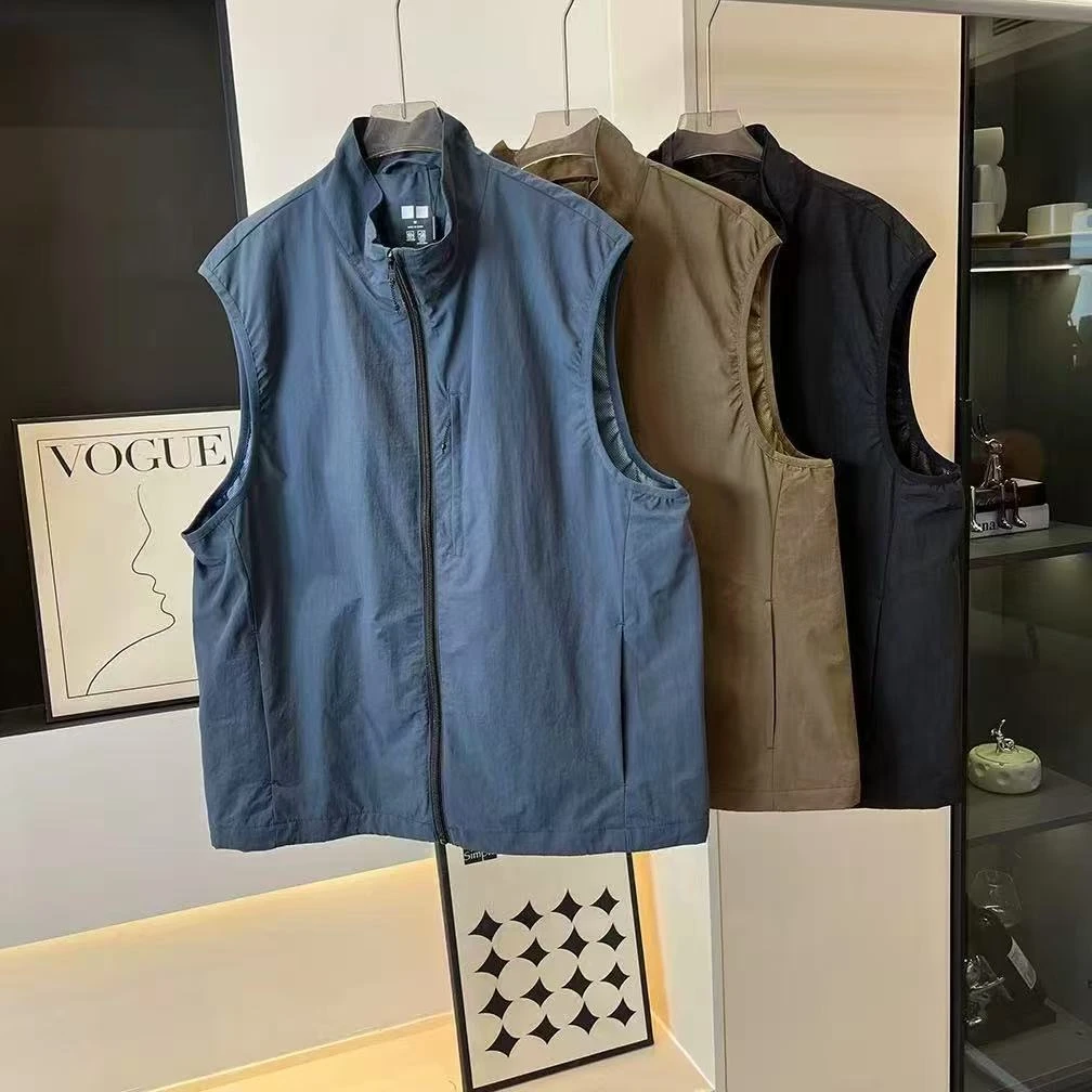 25男女情侣款户外防水防风背心休闲马甲机能外套工装马甲