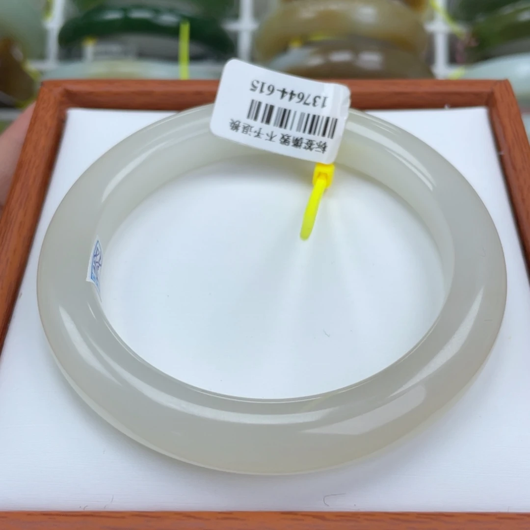 【闪购商品】未镶嵌手镯和田玉和田玉58