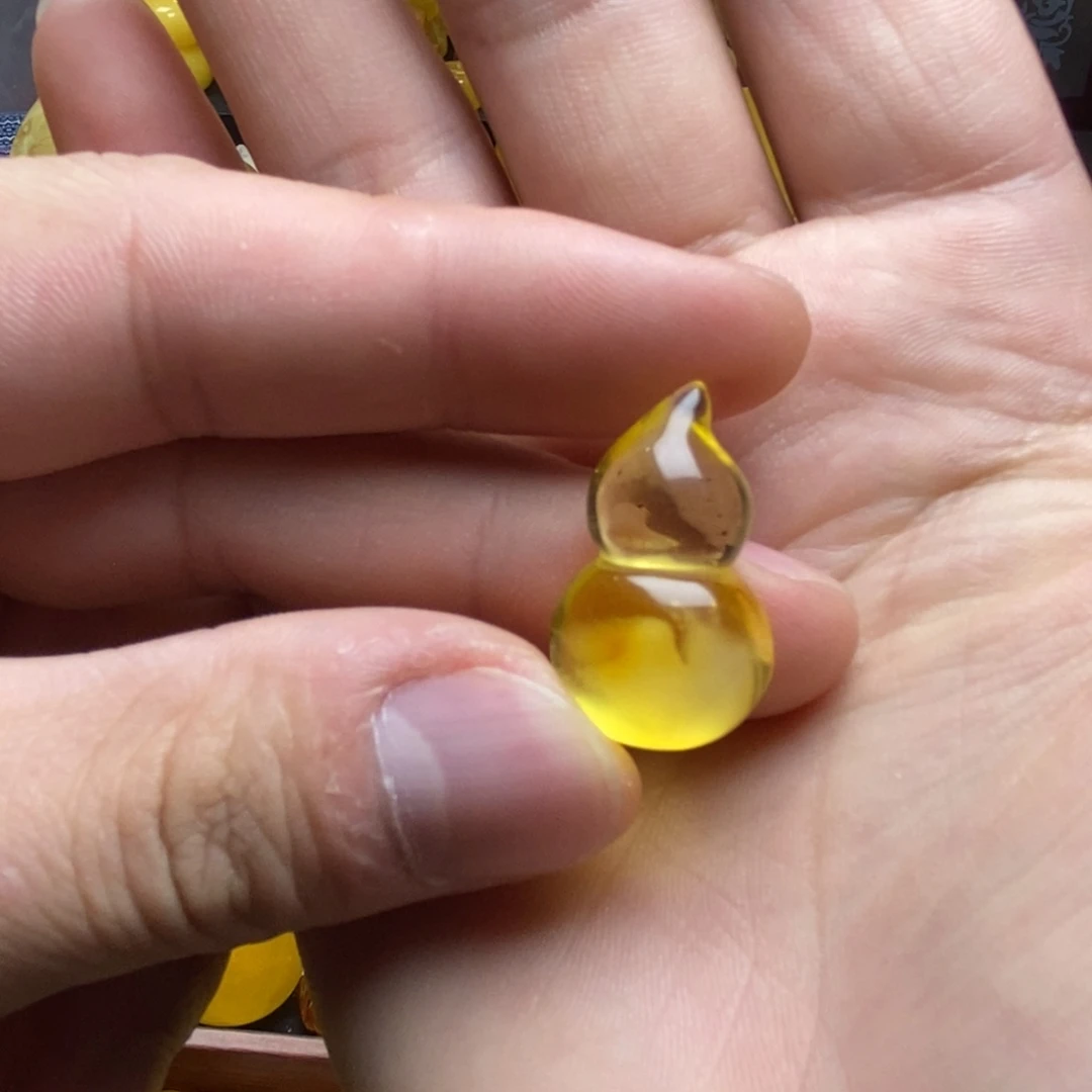 琥珀未镶嵌裸石蜜蜡