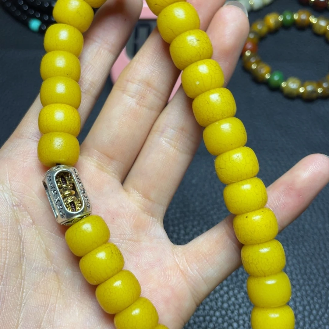 秋***年大叶紫檀（黑酸枝木类）