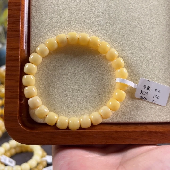 手串琥珀未镶嵌8.6mm精工老型浓白蜡tt