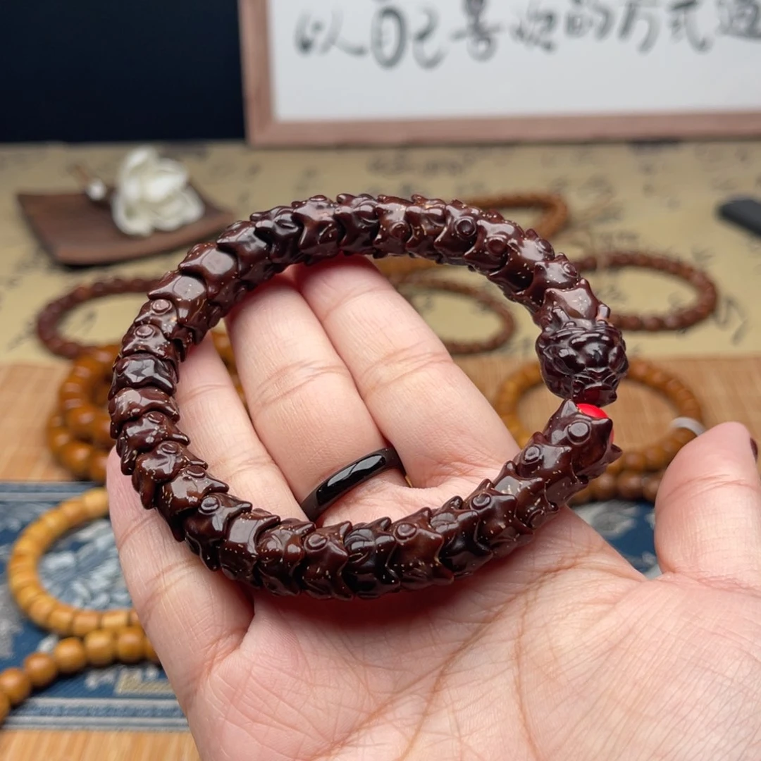 紫金鼠手串雕刻龙串