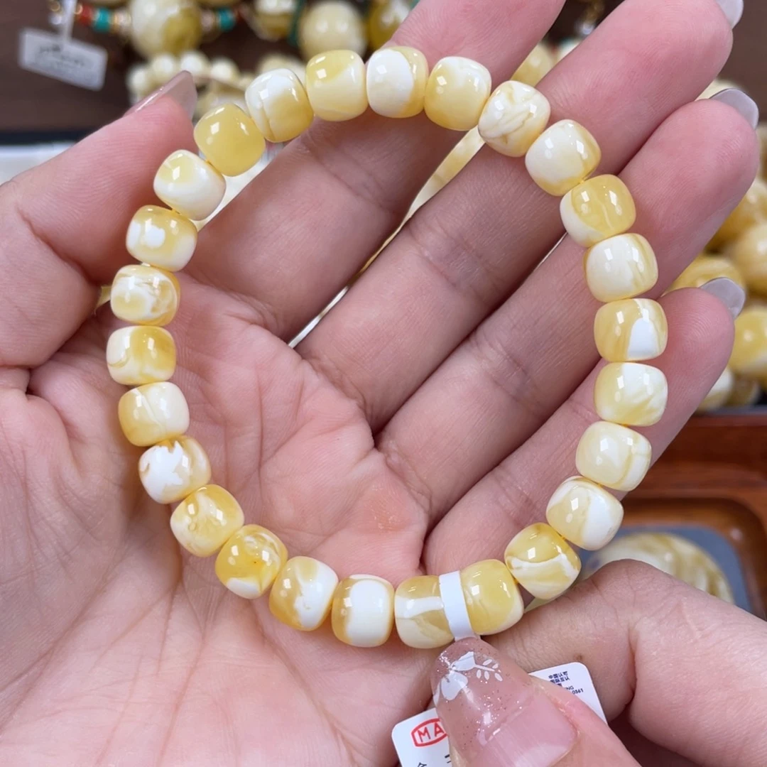 未镶嵌琥珀珠宝奇石