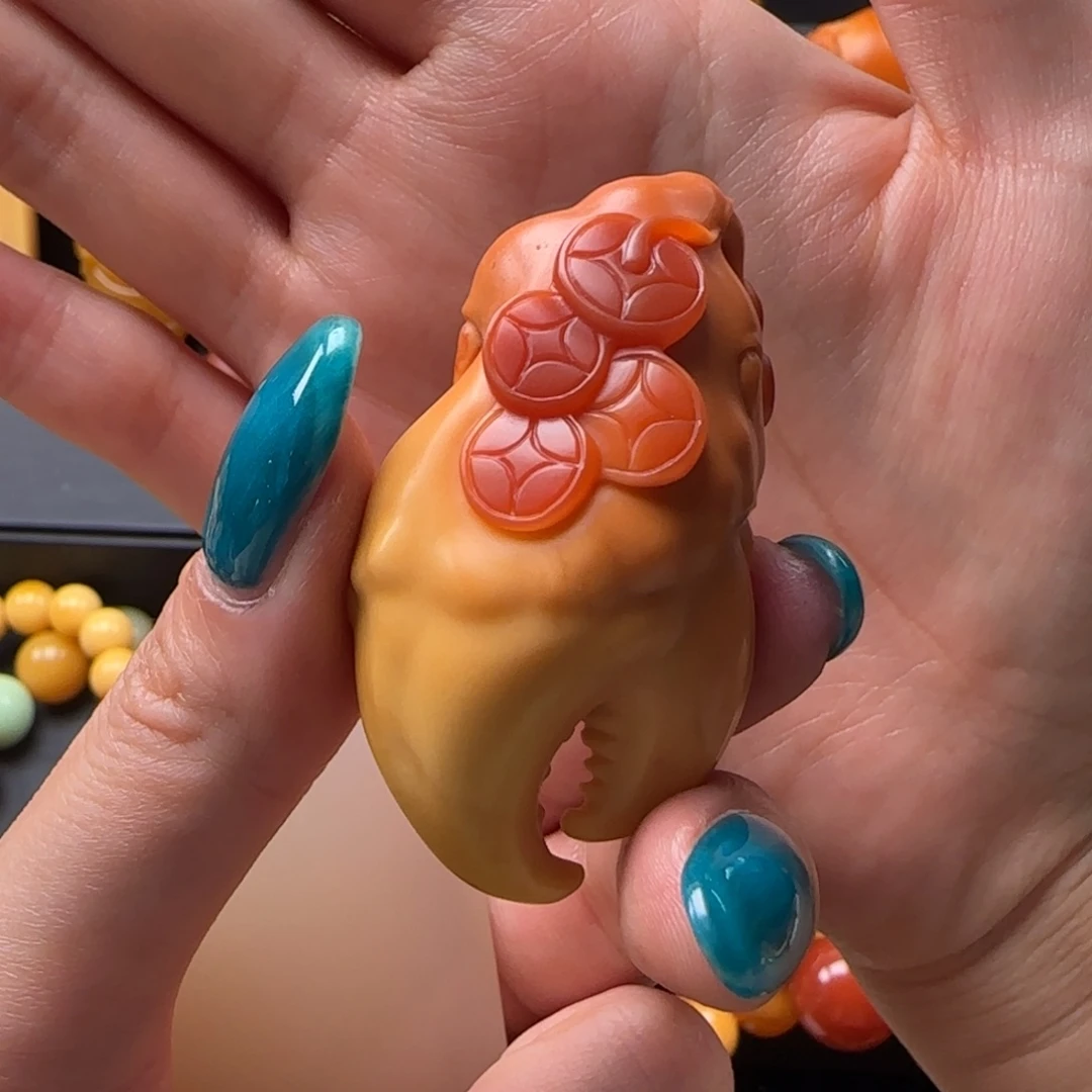 听***茶石英质玉未镶嵌配饰