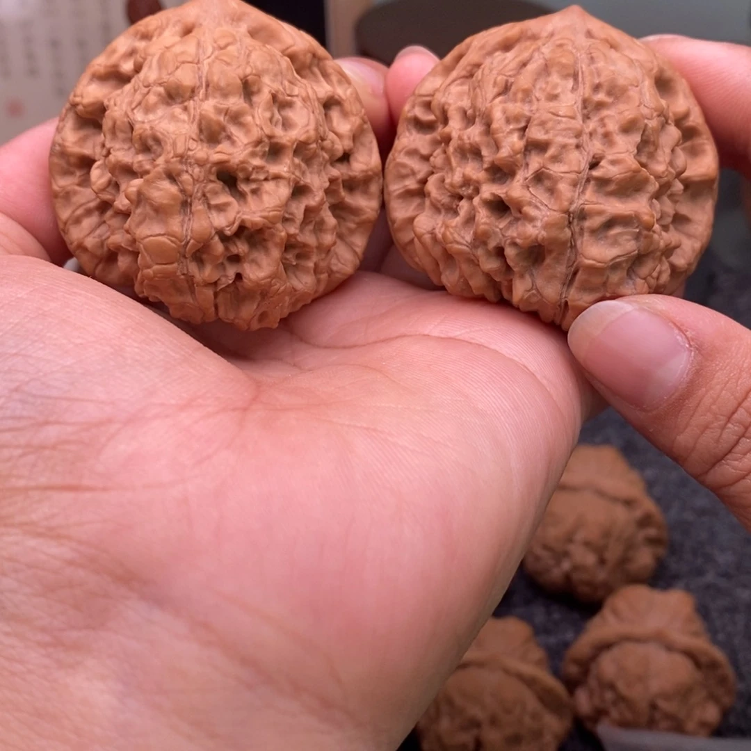 文玩核桃把件47龙鼎