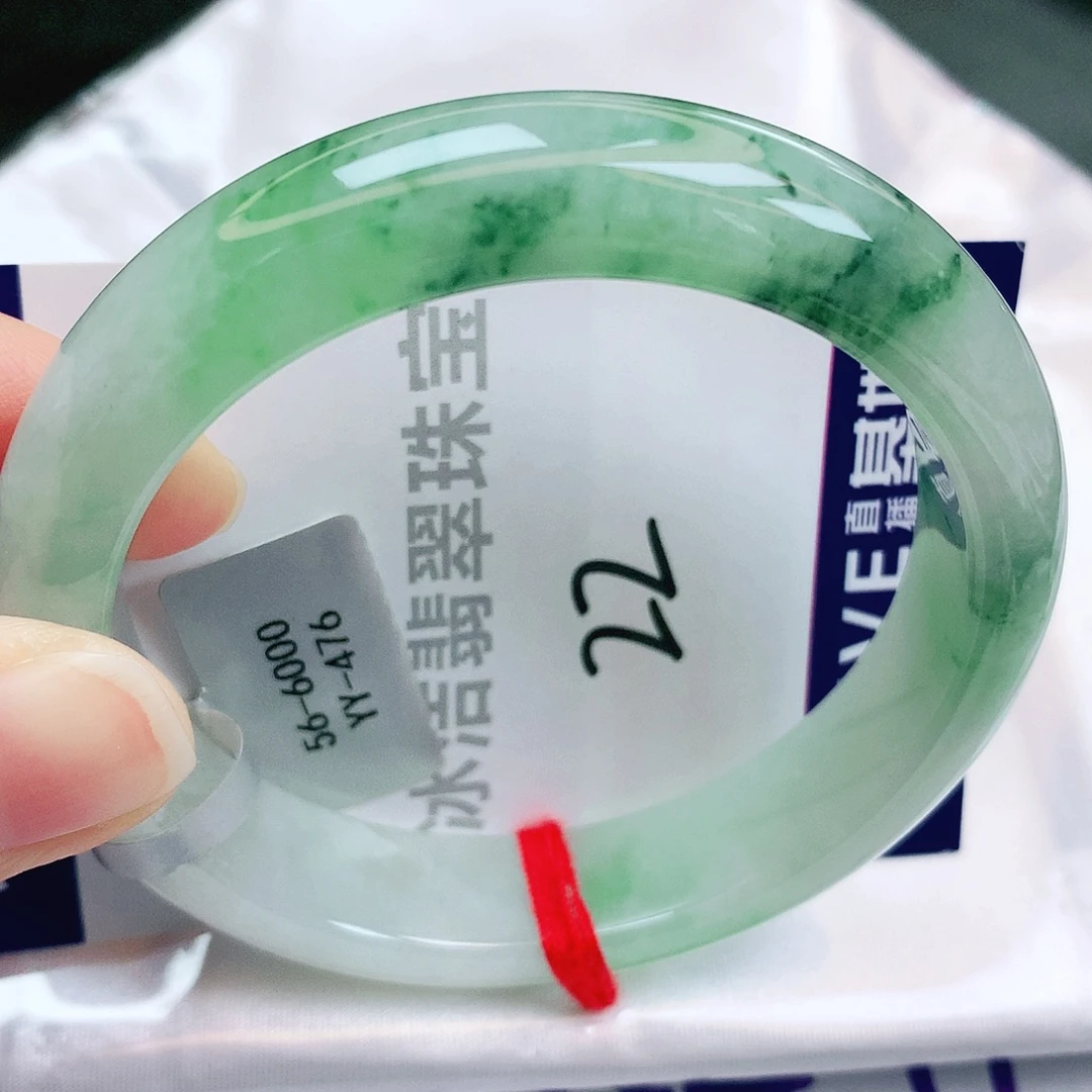 翡翠未镶嵌手镯缅甸天然A货翡翠手镯