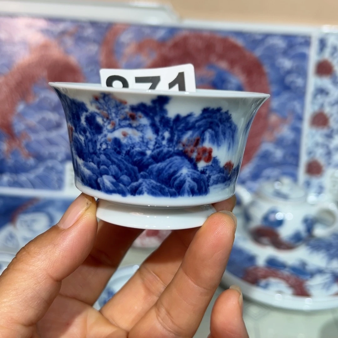 现代瓷青花釉里红工艺