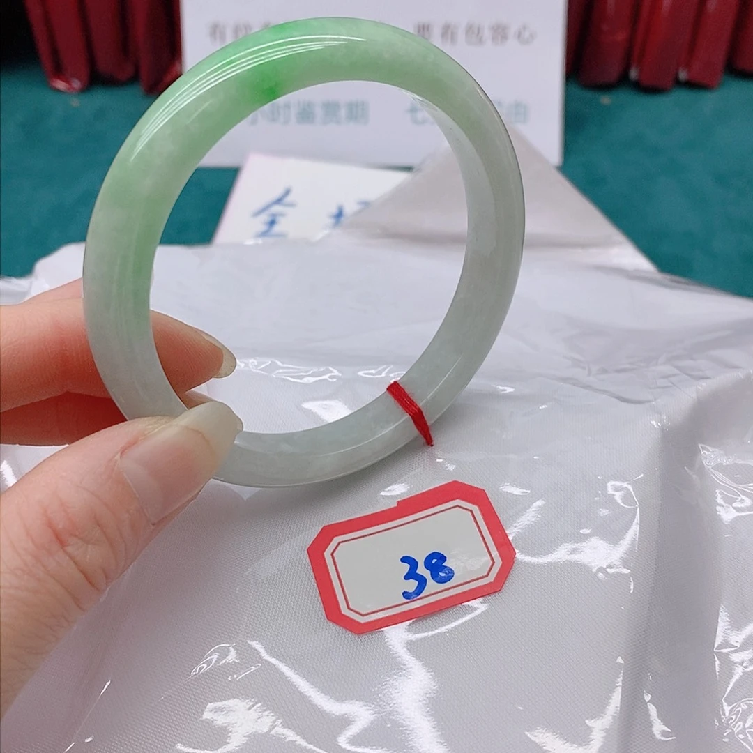 翡翠手镯未镶嵌M****）3888888