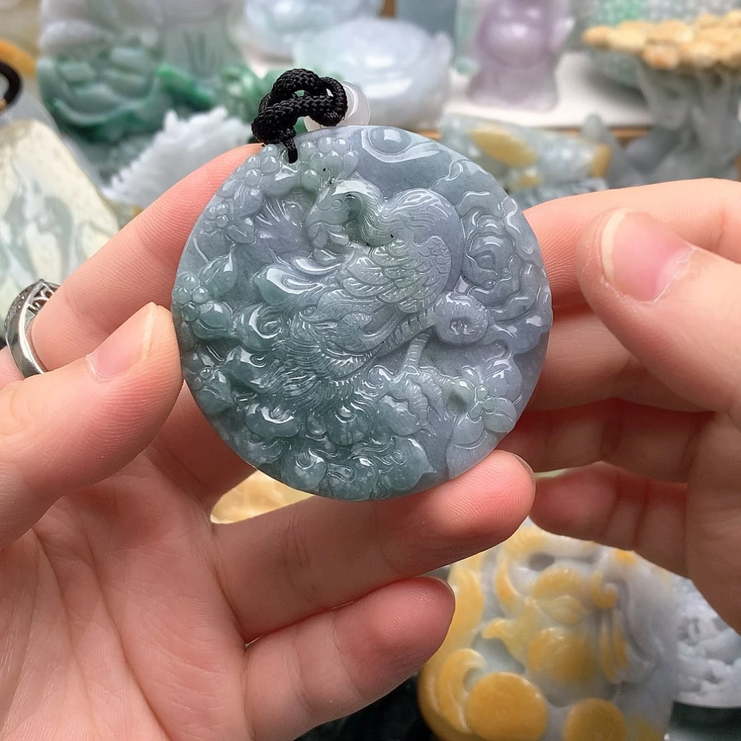吊坠(不含链)未镶嵌翡翠