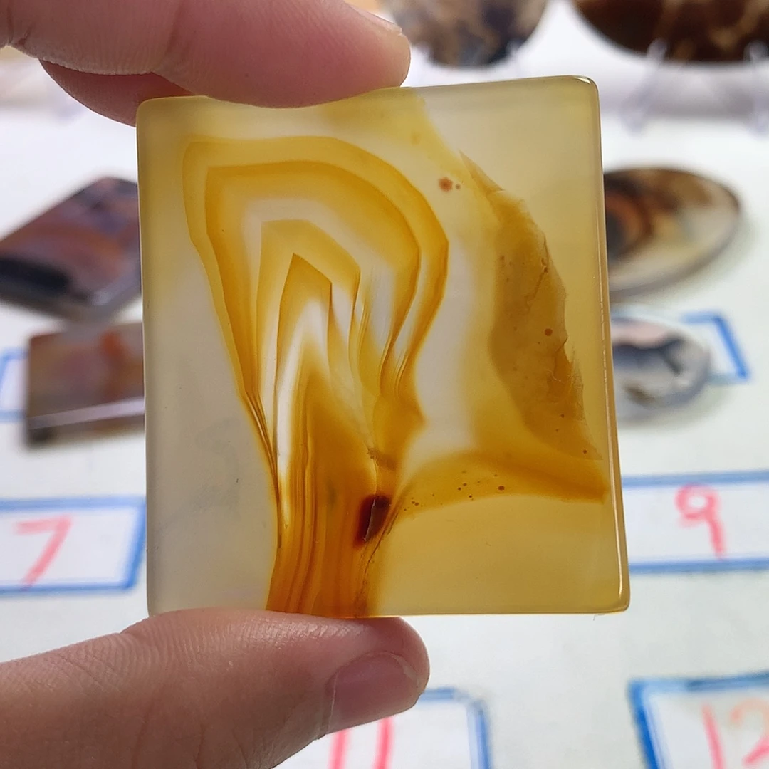 未镶嵌玛瑙/玉髓珠宝半成品