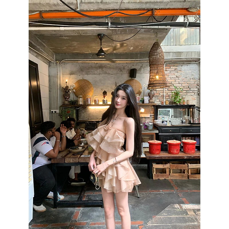 Barb Chill【典雅之礼】 设计感法式荷叶边斜肩连衣裙拼接蛋糕裙