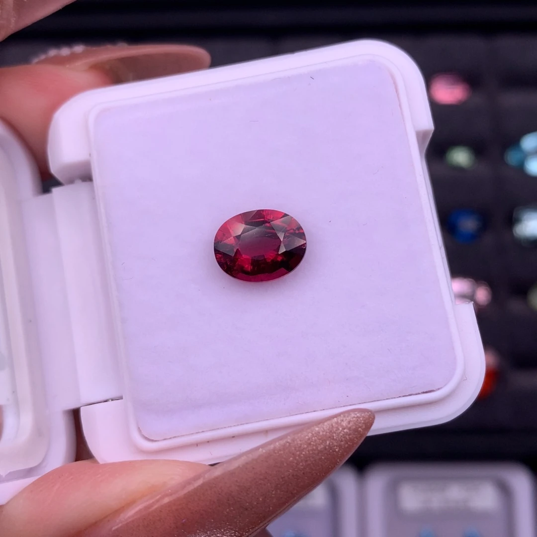 碧玺珠宝半成品未镶嵌1.79ct鸽血红卢比来GRC