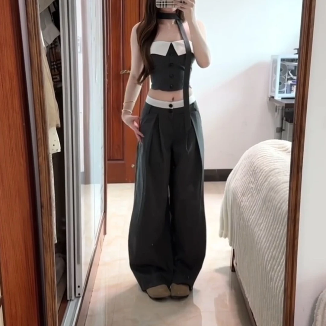 韩系酷飒拽姐穿搭灰色抹胸吊带上衣搭配阔腿休闲裤套装