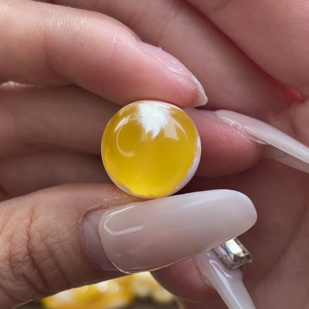【闪购商品】琥珀裸石未镶嵌汪*桃琥珀蜜蜡