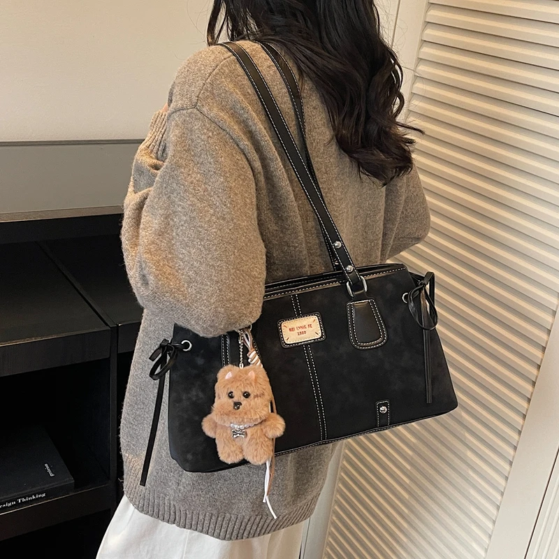 红鹮鸟小众复古手提包包女2025潮秋冬超火精致单肩包百搭通勤