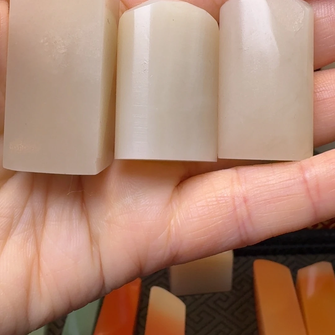 老挝石漂亮的好看的