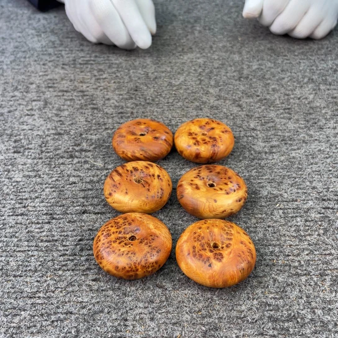 柏木（崖柏）太行崖柏，到手一个，爆满留疤平安扣