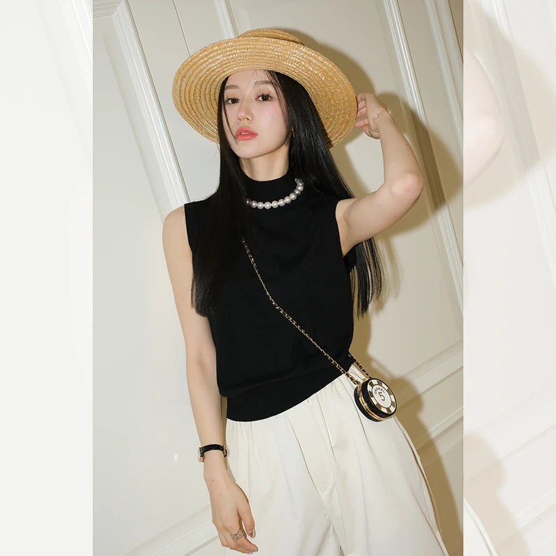 于momo【lady半高领】半高领针织上衣女精致羊毛短外套QH231013