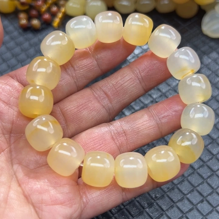 石英质玉（黄龙玉）颈饰未镶嵌6***夜