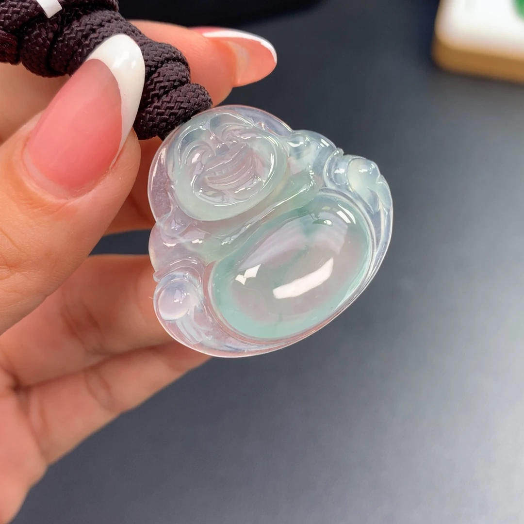 翡翠未镶嵌颈饰佛公