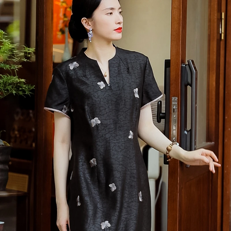 复古日记“金边紫蝶”100桑蚕丝黑龟香云纱蝴蝶绣花连衣裙25FL590