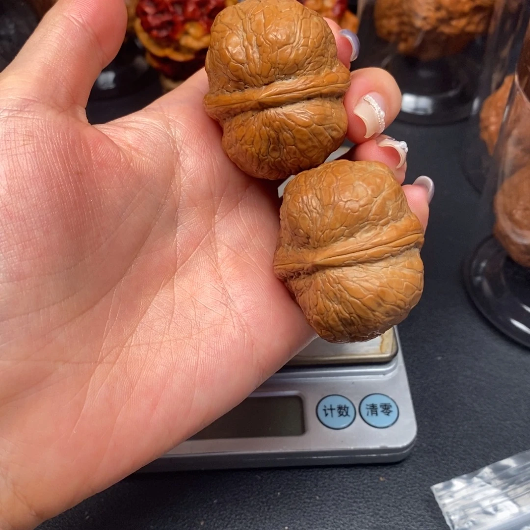 文玩核桃吊坠异形萌萌包