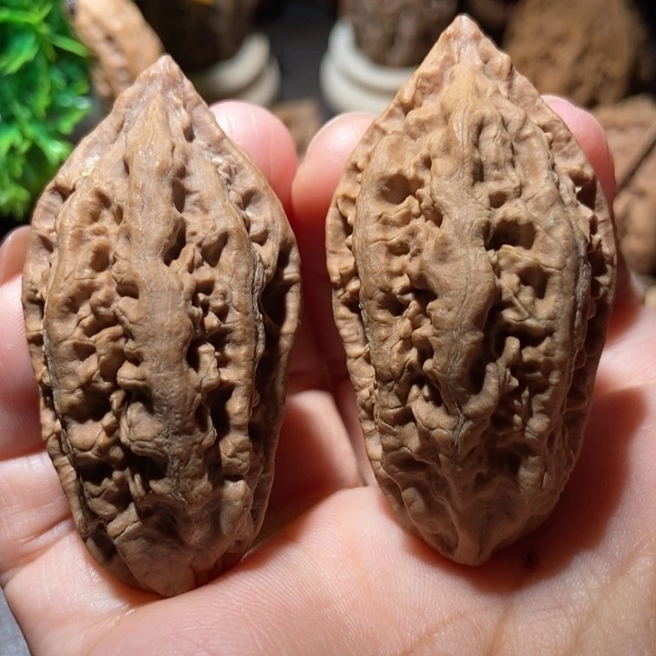 把件文玩核桃东北楸子小雪31