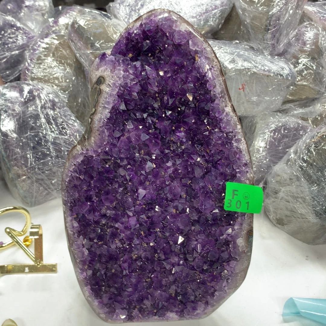 紫晶大型摆件（非配饰）未镶嵌