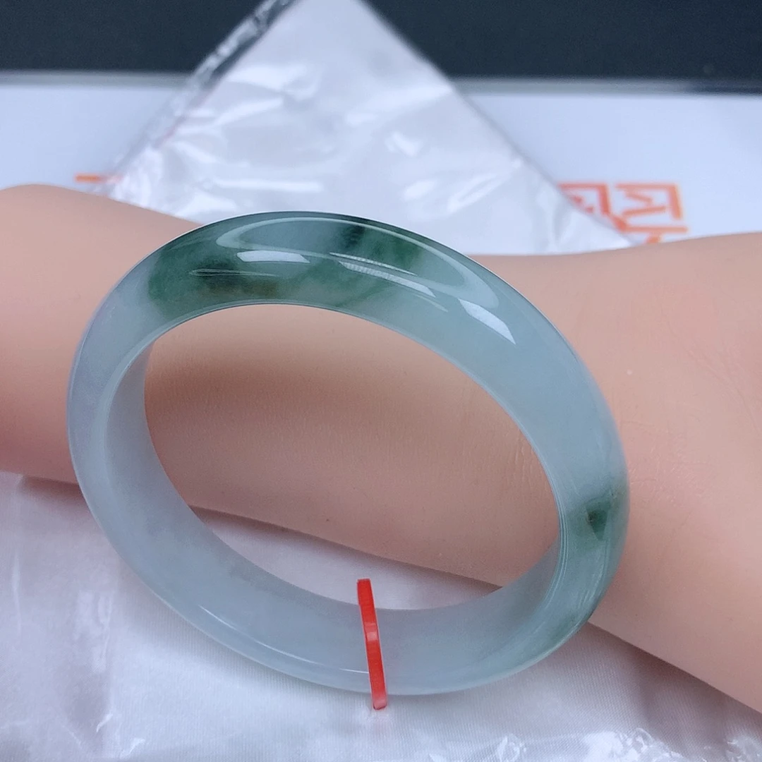 【闪购商品】未镶嵌手镯翡翠，57